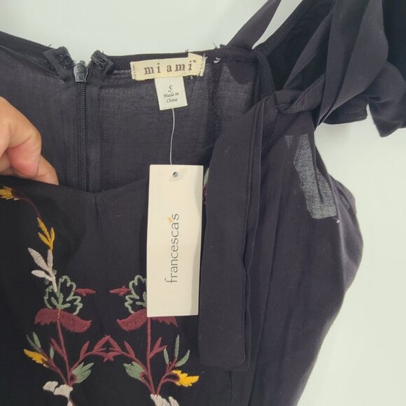 Women’s Black Embroidered Dress Small Maxi Long on or Off Shoulder Sleeve NWT - Picture 4 of 8